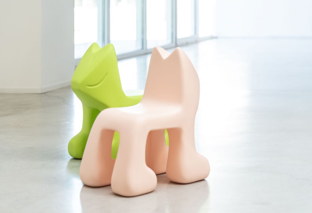 Magis kids julian children chair ambient mono MT20 light green pink 01 lr