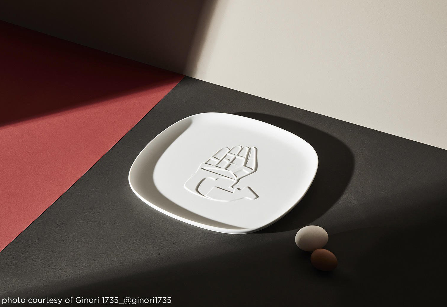 18 cassina ginori 1735 collection chandigarh le corbusier la main ouverte ph ginori 1735