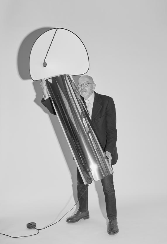 Chiara floor bellini flos F1590056 product life 571x835 04 Chiara floor bellini flos F1590056 product life 571x835 04